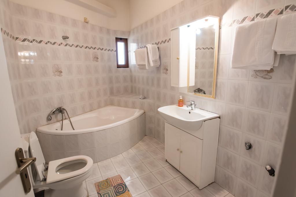 Artemis Hotell Karpenísion Rom bilde