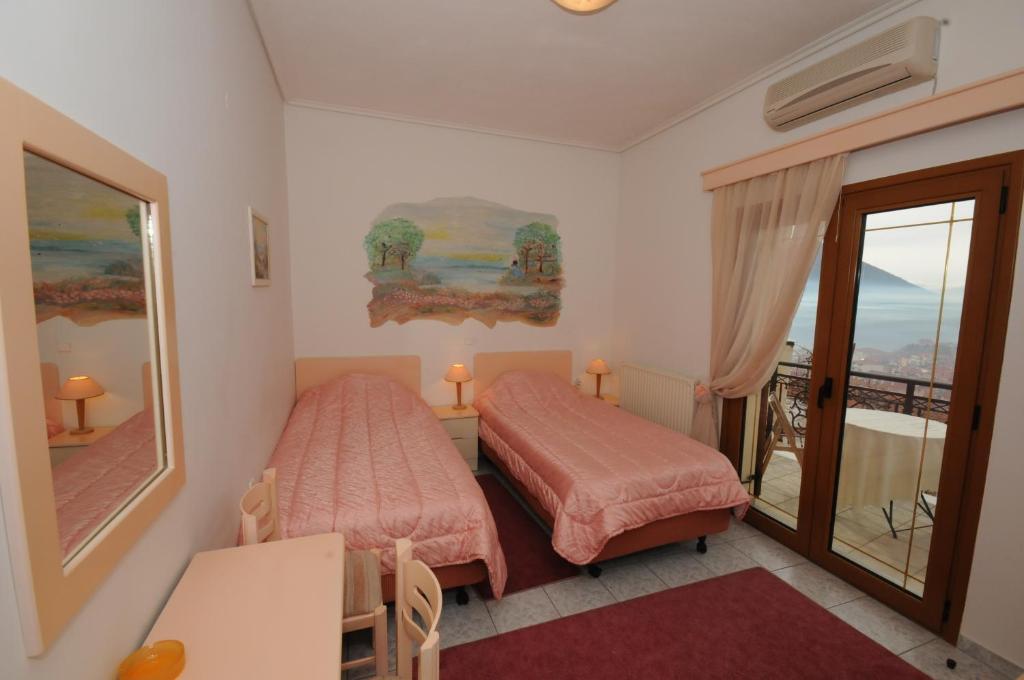 Artemis Hotell Karpenísion Rom bilde